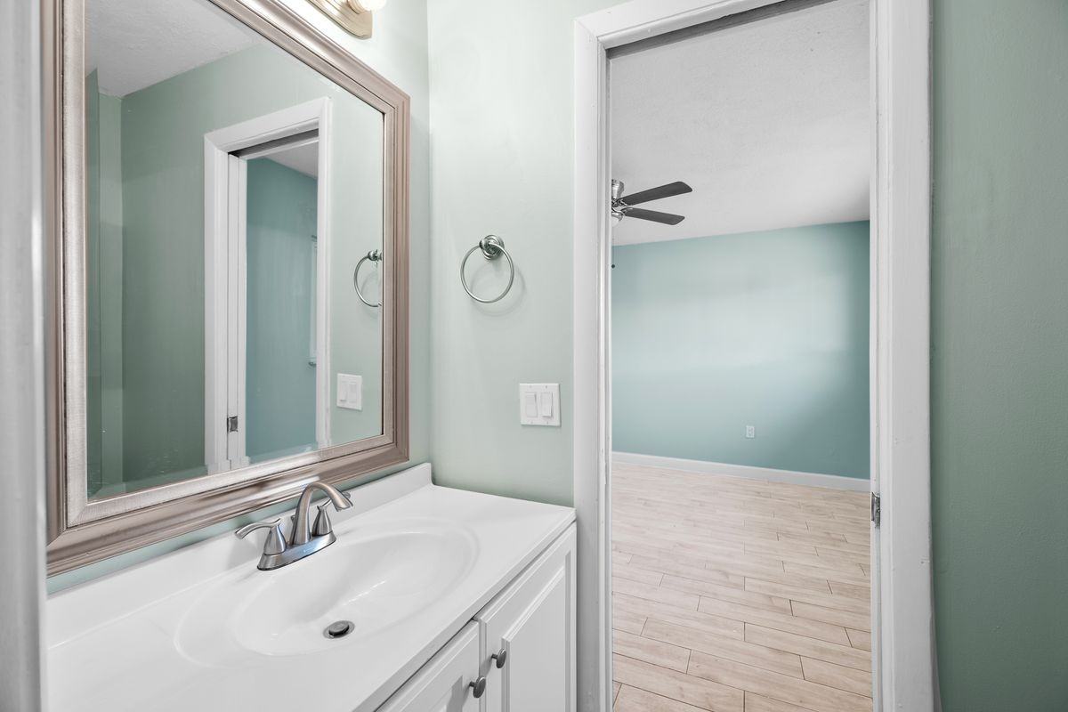 627 Ridge Club Dr - Photo 2 of 15