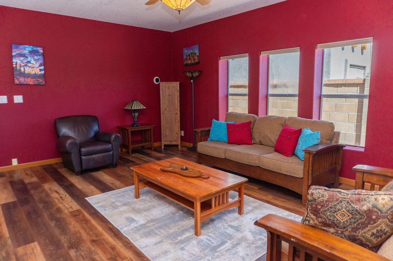 28702 Canal Avenue - Photo 4 of 25