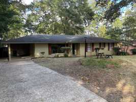 featured image of 3739 Marie Cook Dr