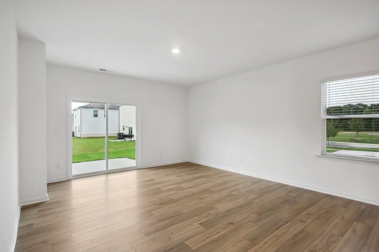 3853 Rustic Barn Way - Photo 7 of 29