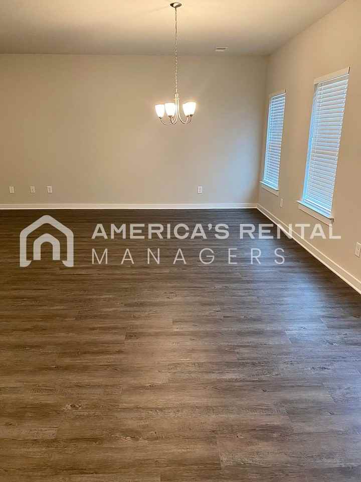 82 82 Barnett Place - Photo 5 of 16