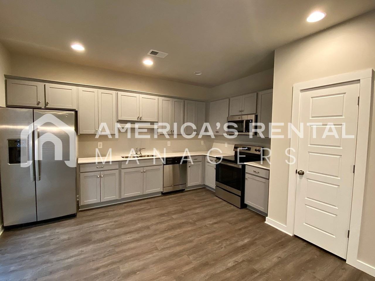 82 82 Barnett Place - Photo 6 of 16