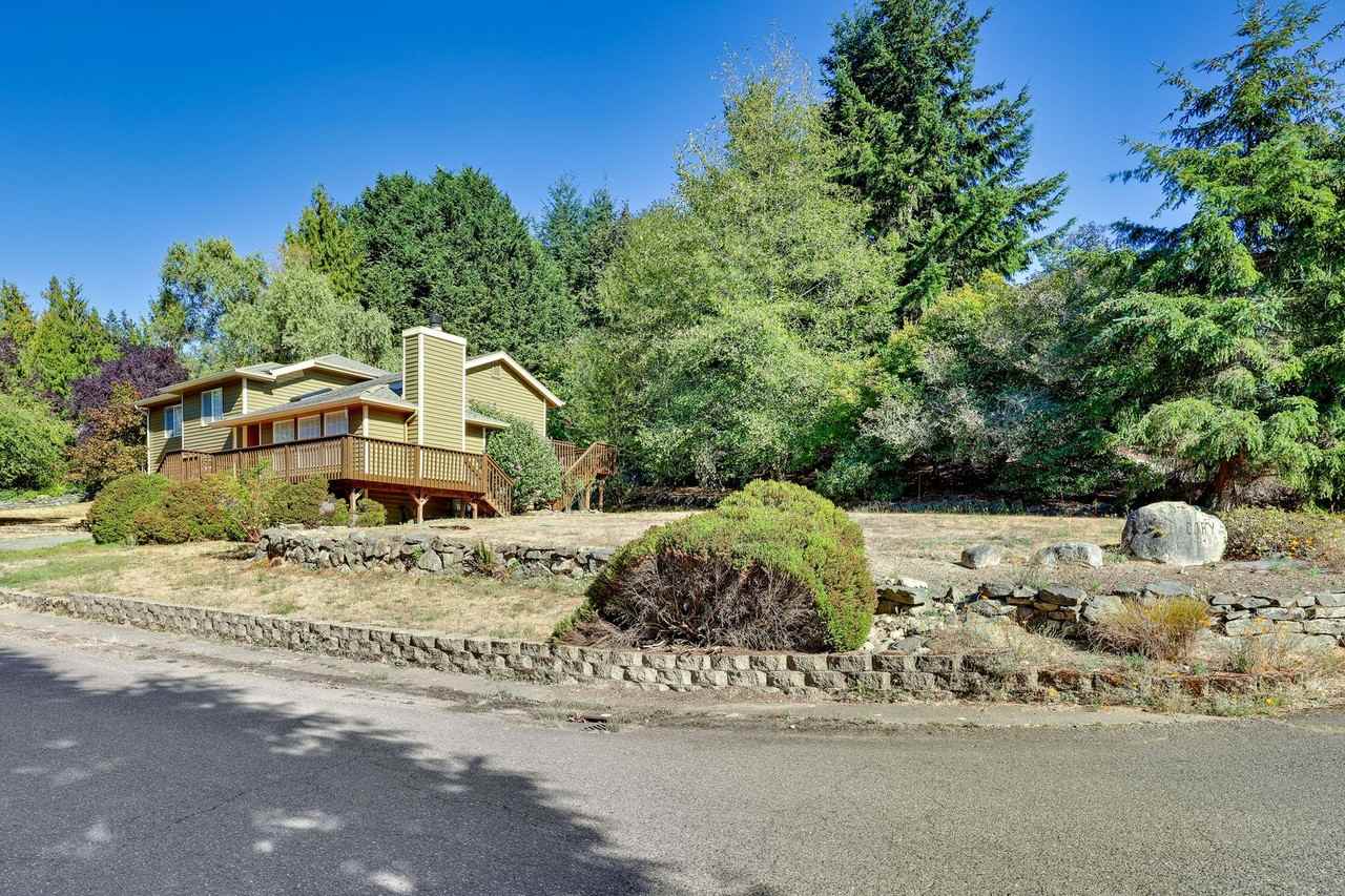 26234 Tuckerman Ave Ne - Photo 3 of 31