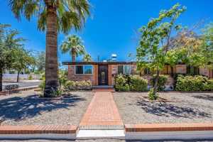 featured image of 1230 E Drachman St