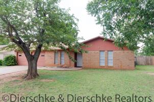 featured image of 3705 Honeysuckle Ln