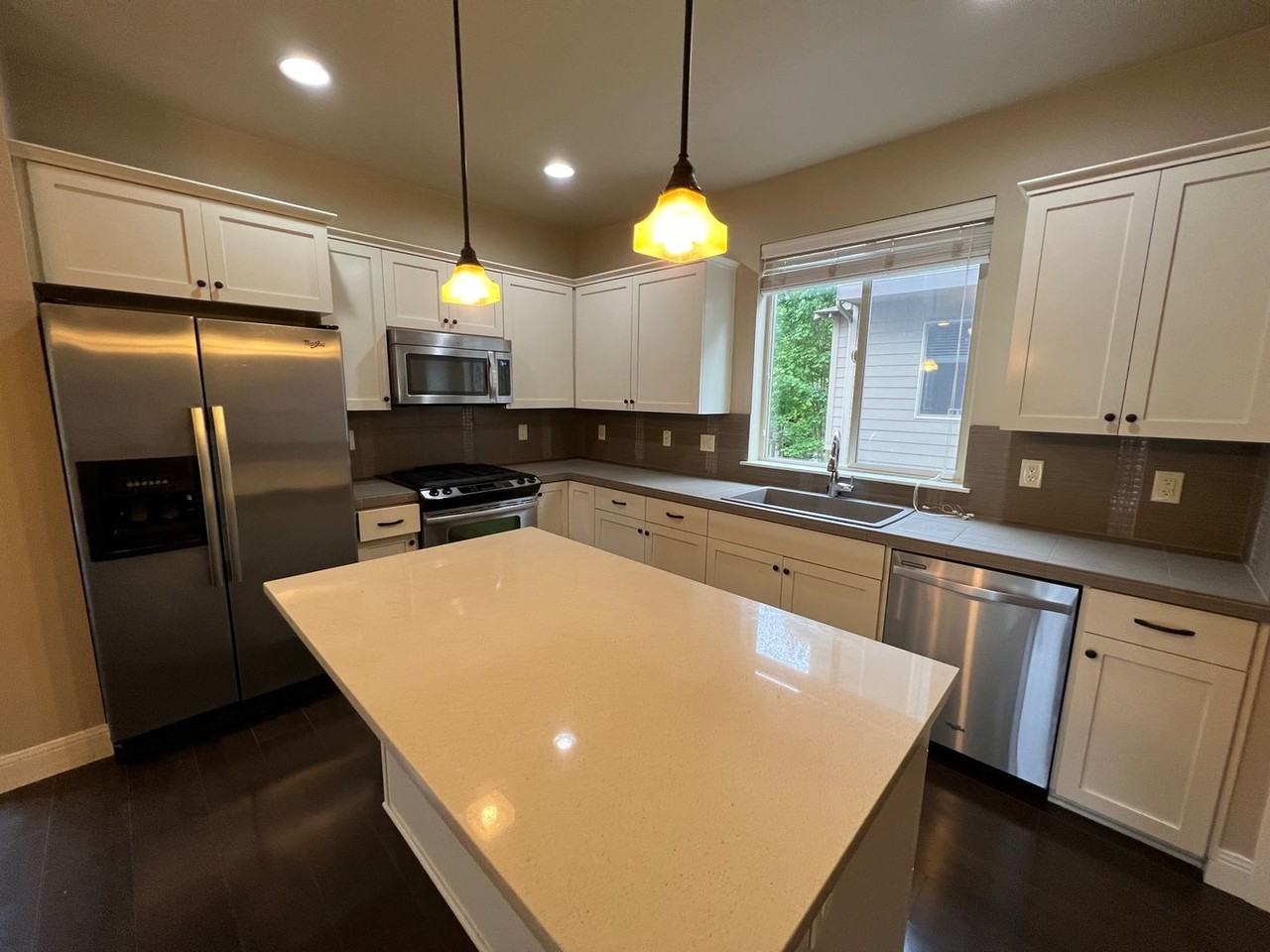 14265 Sw Burlwood Ln - Photo 4 of 17