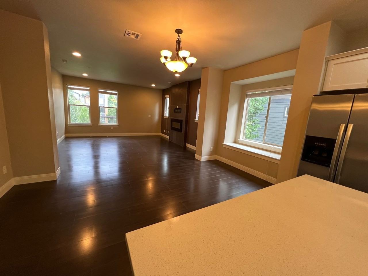 14265 Sw Burlwood Ln - Photo 5 of 17