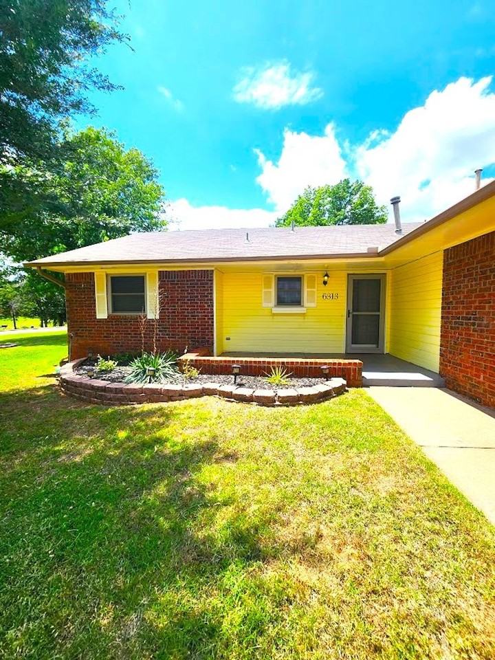 6313 Westway - Photo 2 of 45