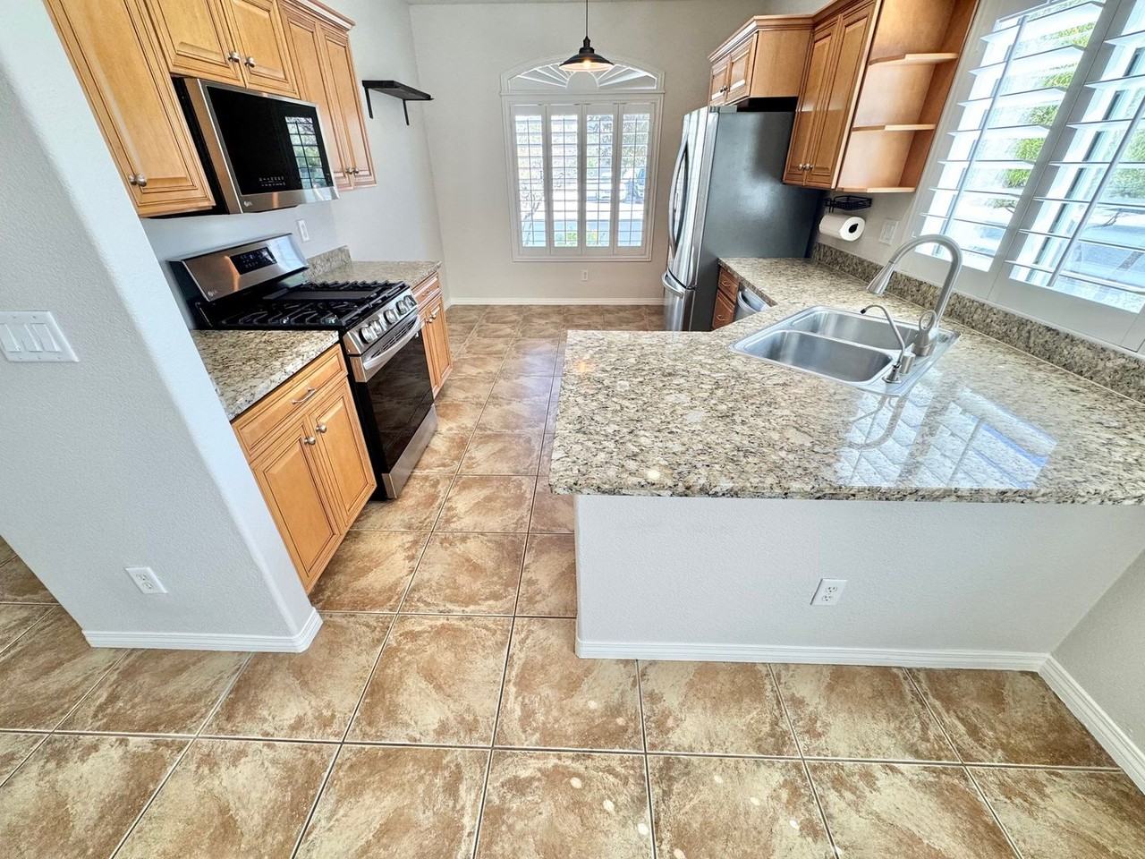 4421 Prospect Hill Ct - Photo 3 of 29
