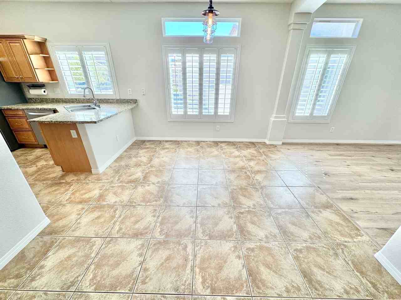4421 Prospect Hill Ct - Photo 5 of 29