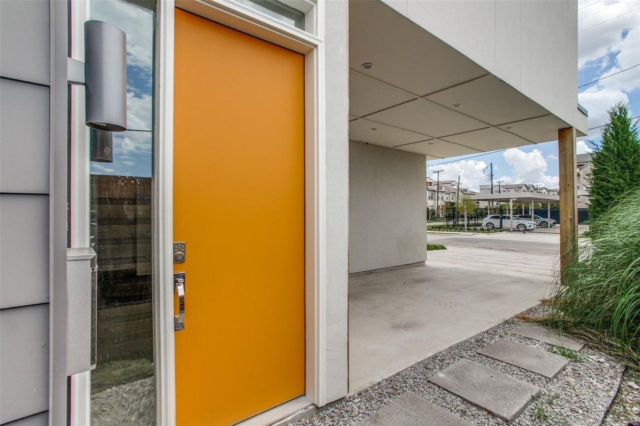 3583 Dorothy Ave - Photo 3 of 25