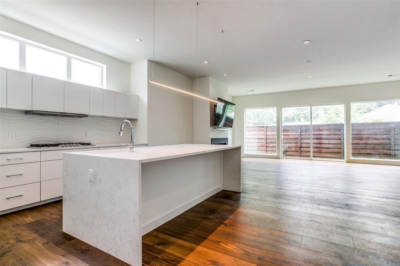 3583 Dorothy Ave - Photo 5 of 25