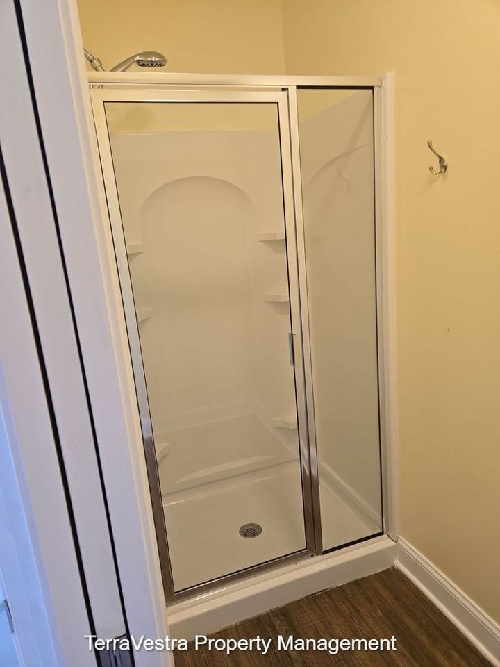421 Hamilton Rd - Photo 6 of 22