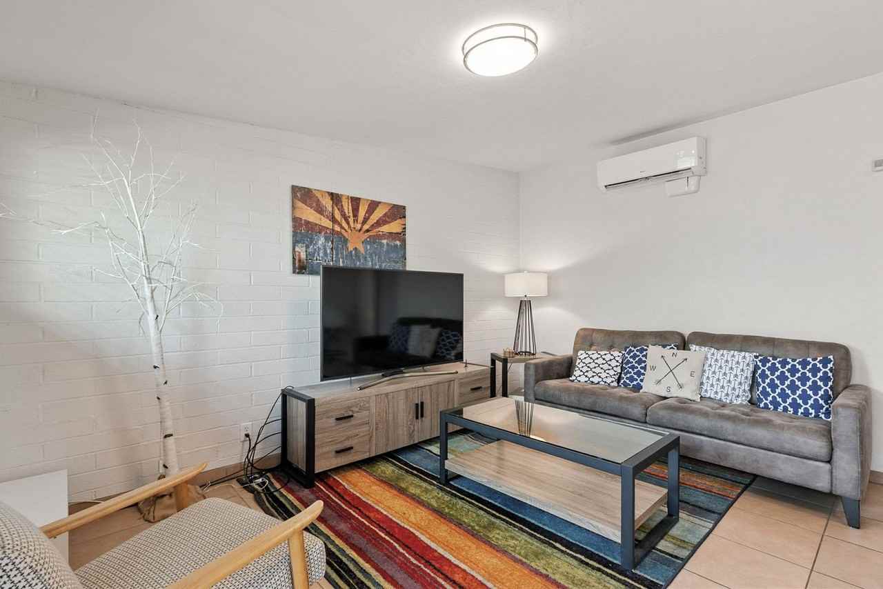 University Bungalows - Photo 4 of 32