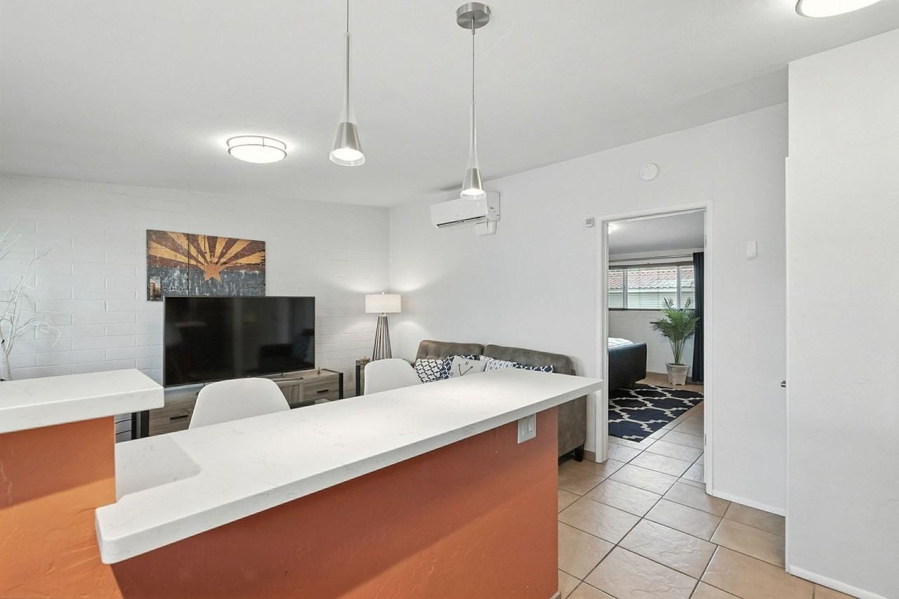 University Bungalows - Photo 5 of 32