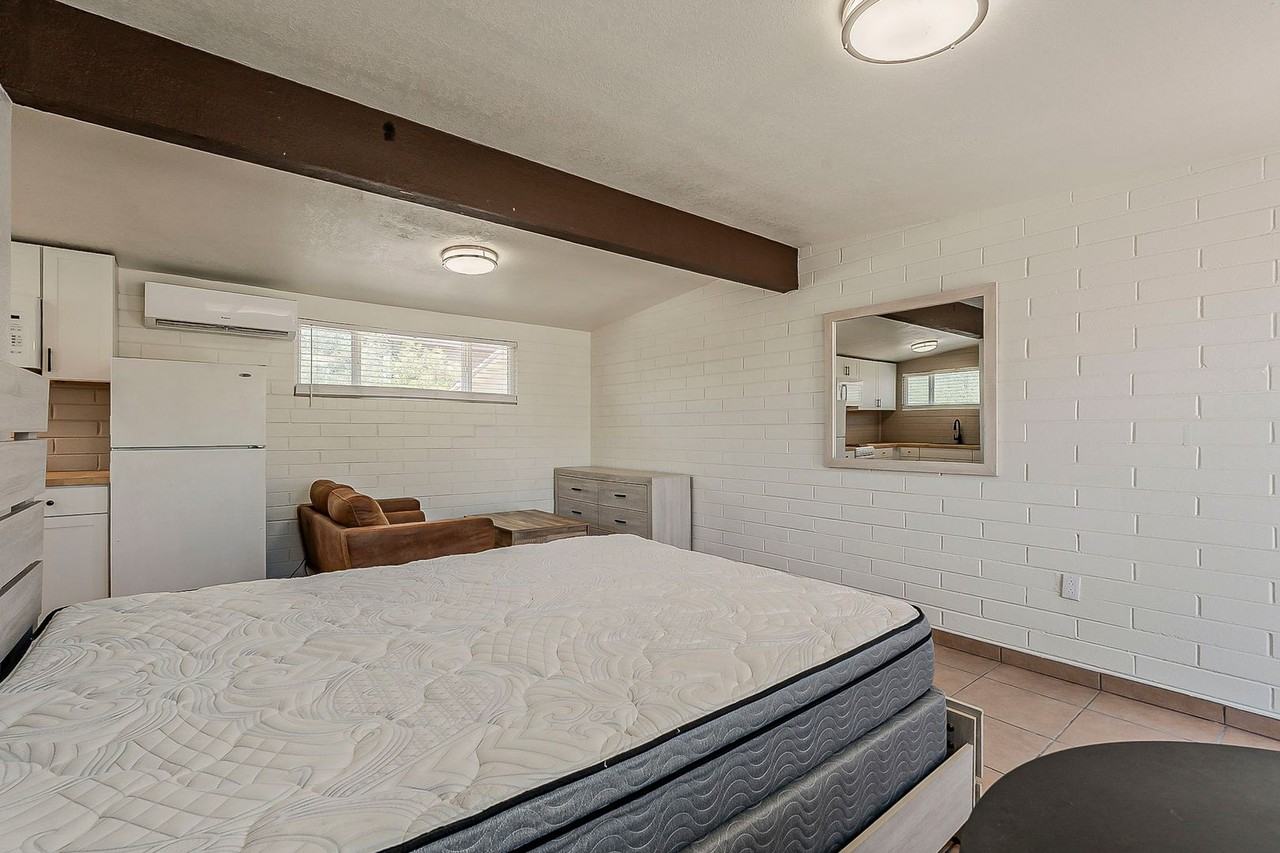 University Bungalows - Photo 6 of 14