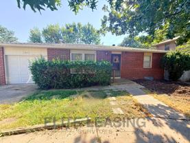 5705 Sw 28th Ter - Photo 1 of 1