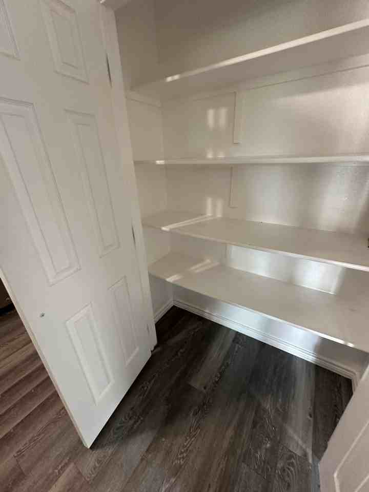 1014 Zora Dr #B - Photo 5 of 17