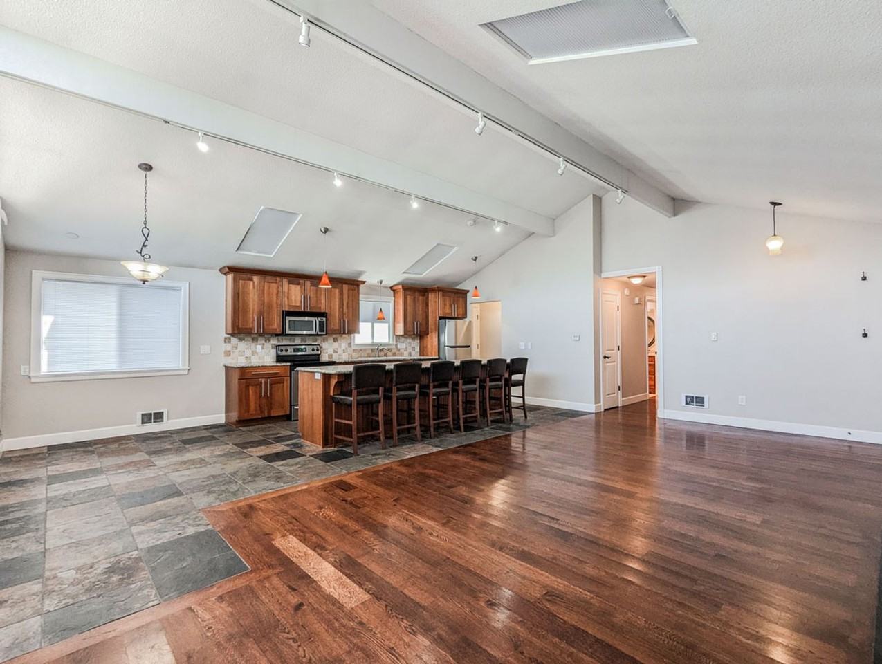 16426 50th Dr Nw - Photo 4 of 12