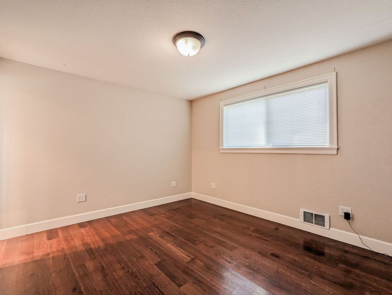 16426 50th Dr Nw - Photo 6 of 12