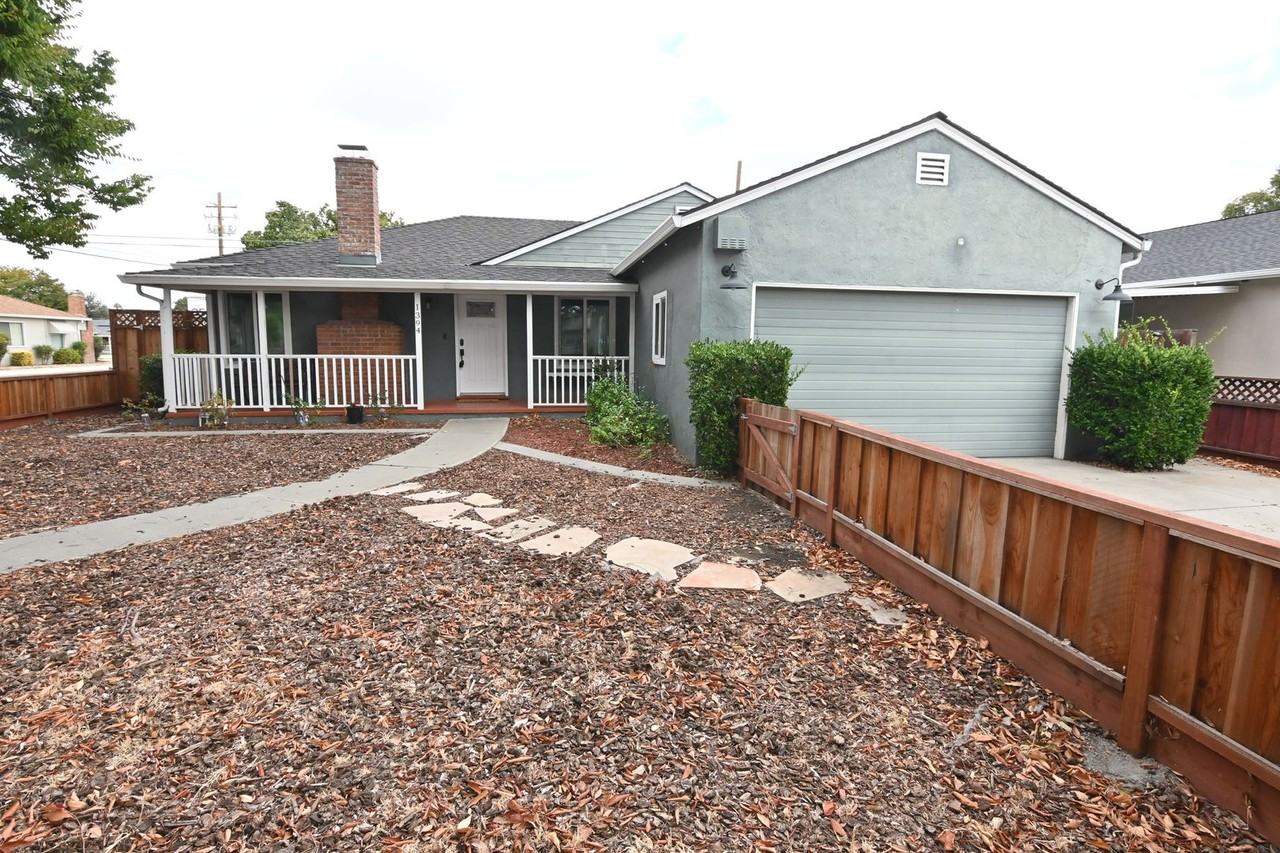 1394 Forrestal Ave - Photo 2 of 26