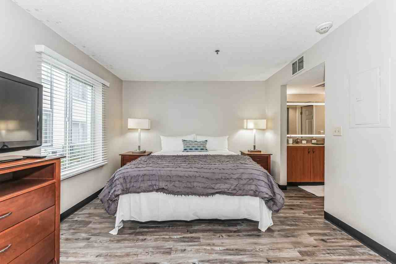 Vivo Living Charlotte (Tryon) - Photo 7 of 43