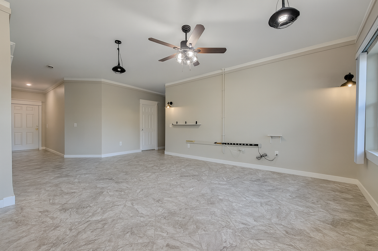 1315 Scott St - Photo 3 of 14