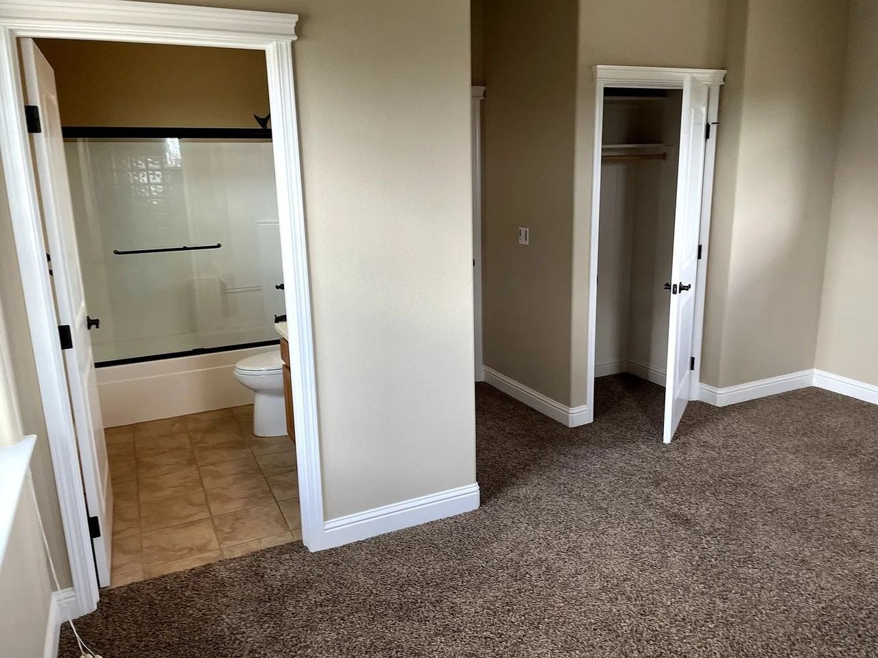 1320 Anita Ct - Photo 6 of 12