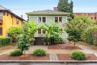 2924 SE Morrison - Photo 1 of 1