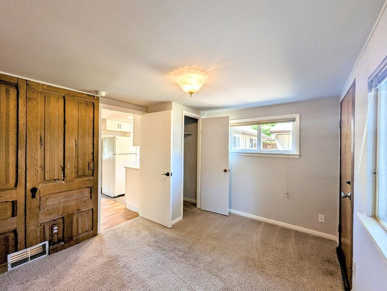 5715 186th Pl Sw - Photo 7 of 22