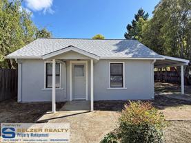 681 1/2 N Oak St - Photo 1 of 1