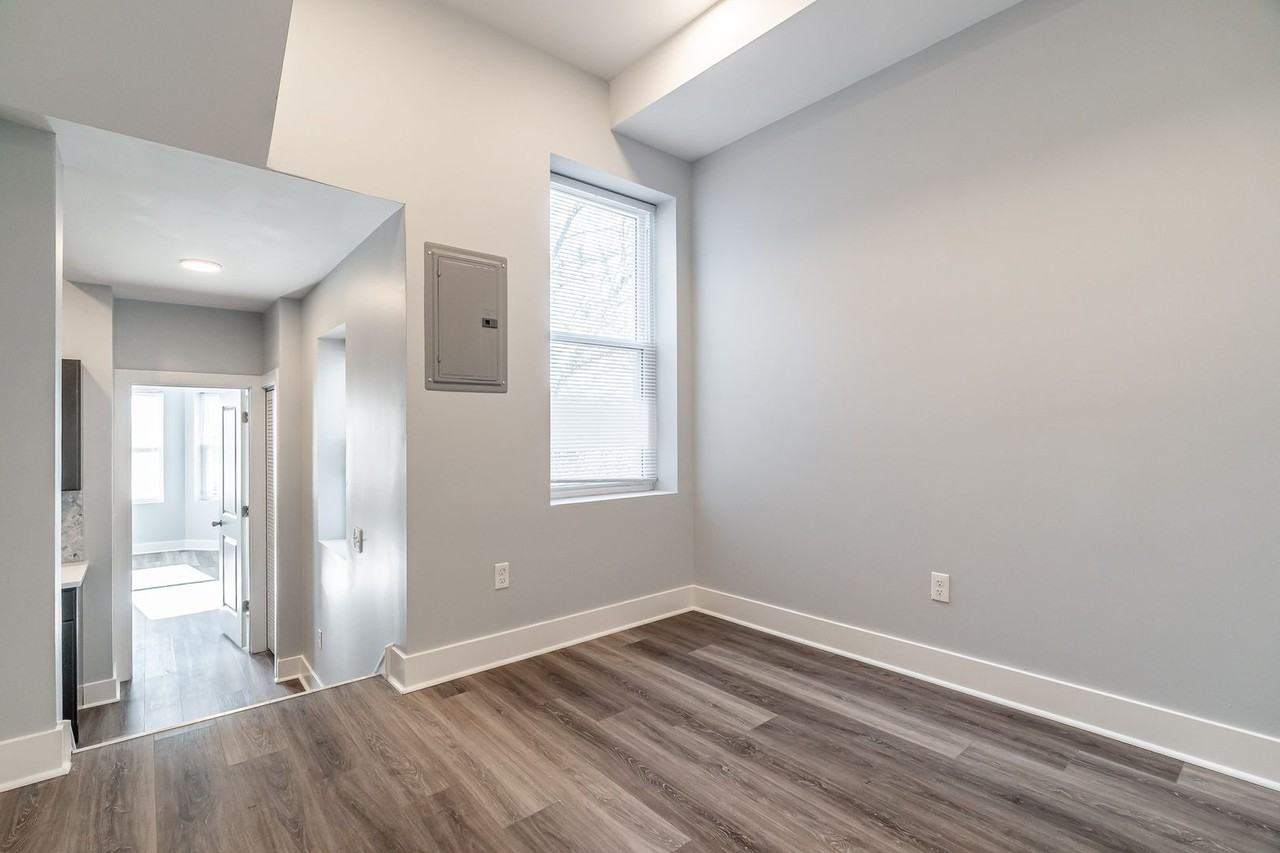 806 N 41st St - Photo 6 of 28