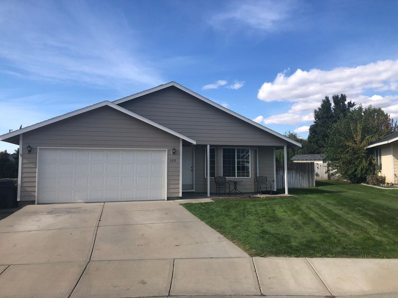 5512 Montague Lane - Photo 2 of 21