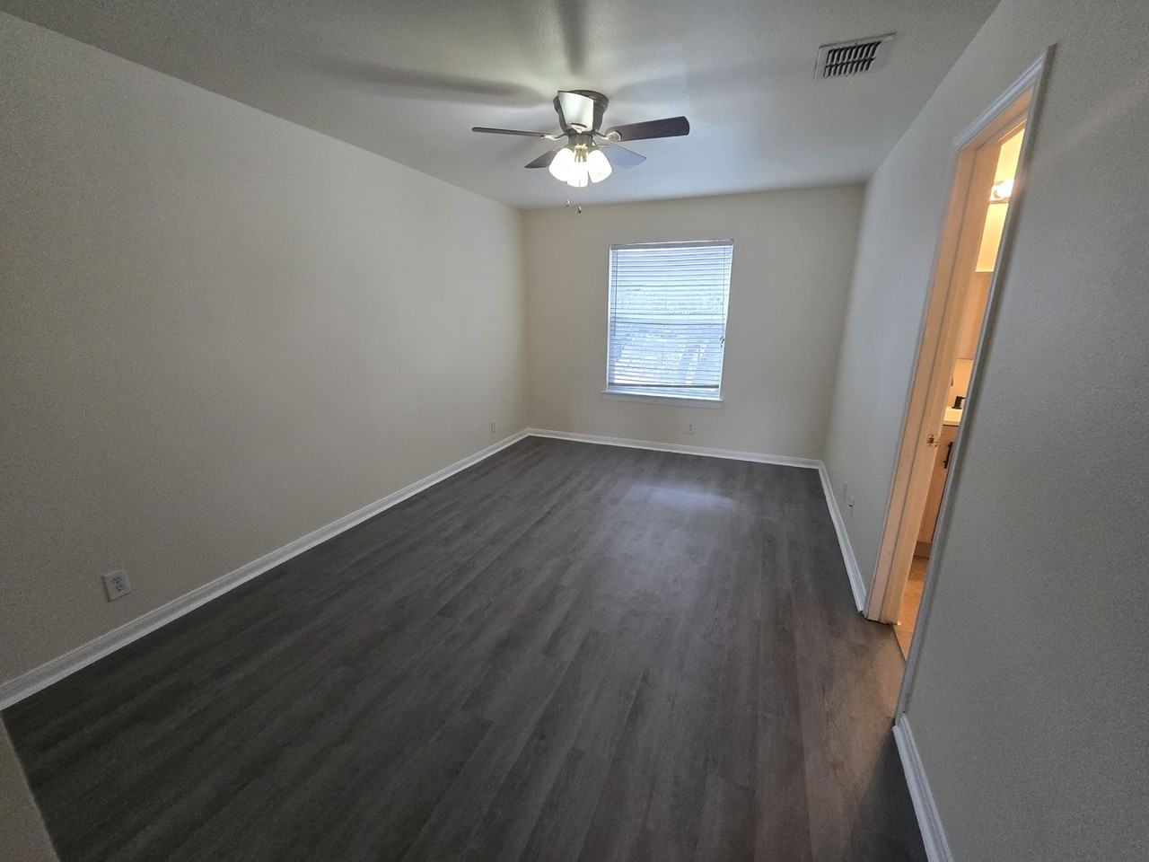 4103 St Charles Bay - Photo 7 of 21