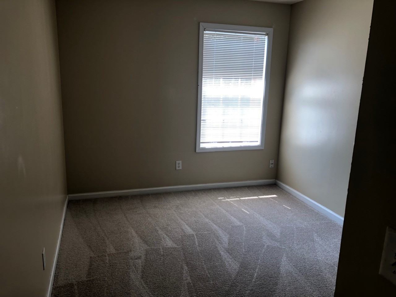 6489 Snowbird Ln - Photo 5 of 17