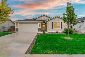 featured image of 16574 Corrine Ave