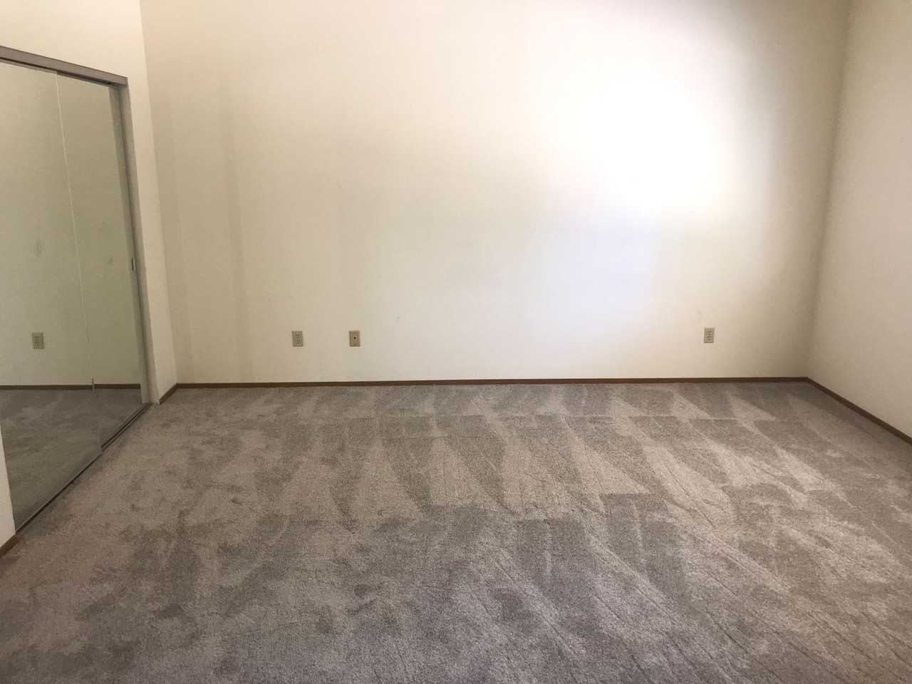 9085 Hamatani Ct - Photo 6 of 18