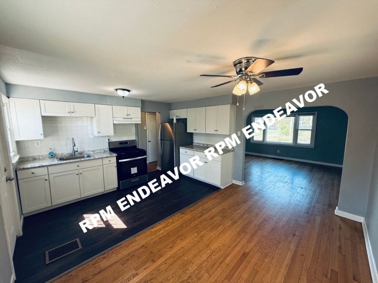 5754 Acme Ave - Photo 2 of 17