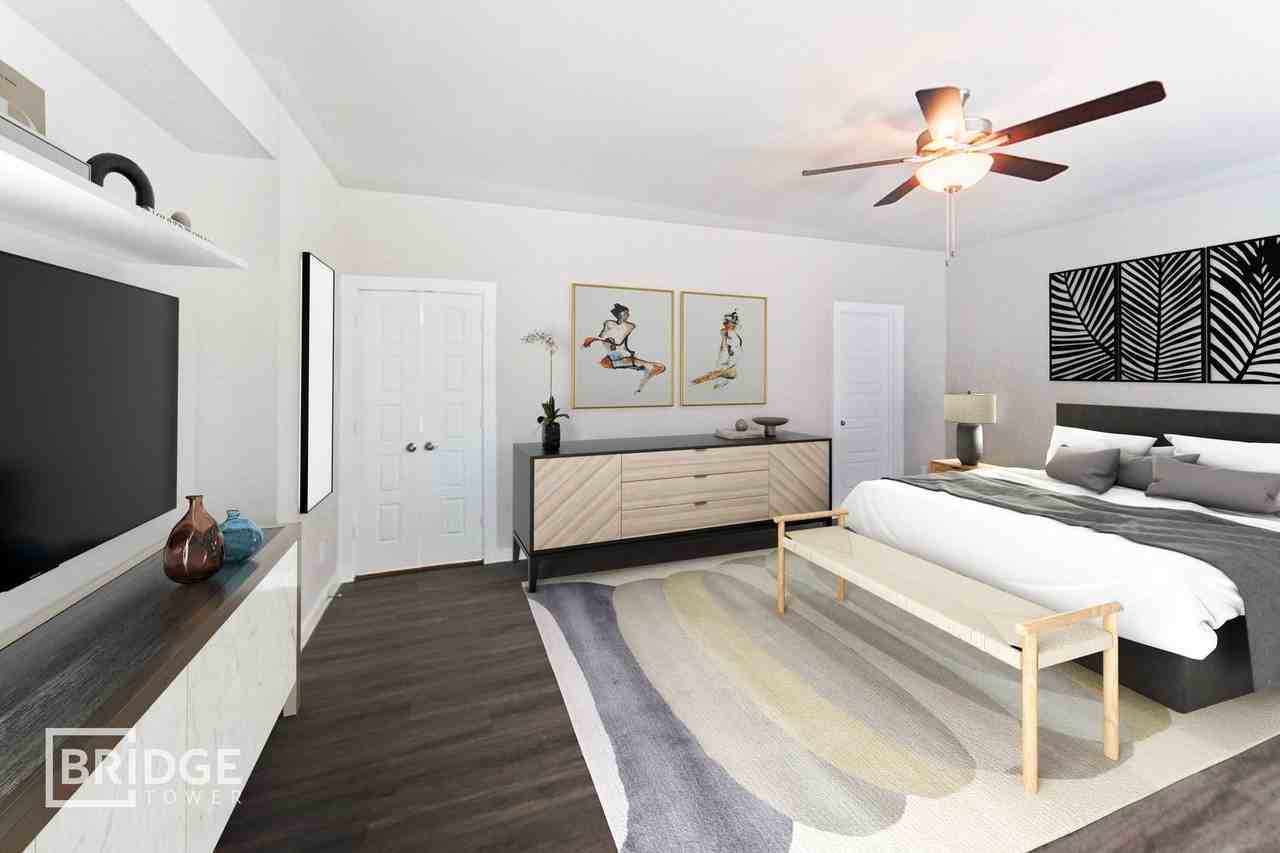 320 Huisache St - Photo 7 of 13