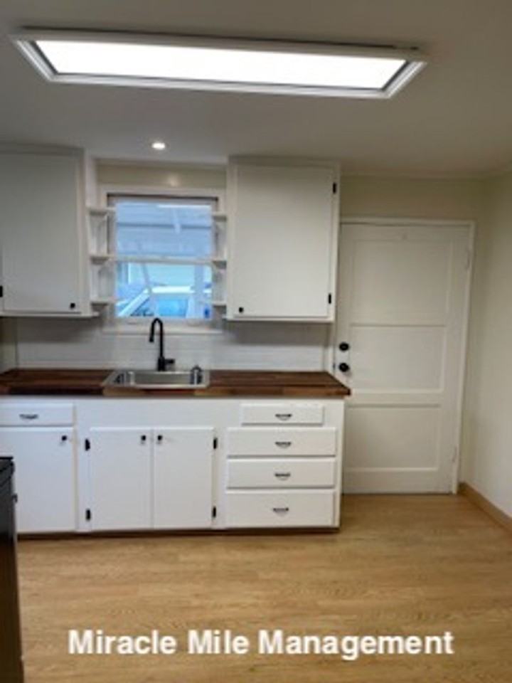 658 Olive Avenue - Photo 6 of 16