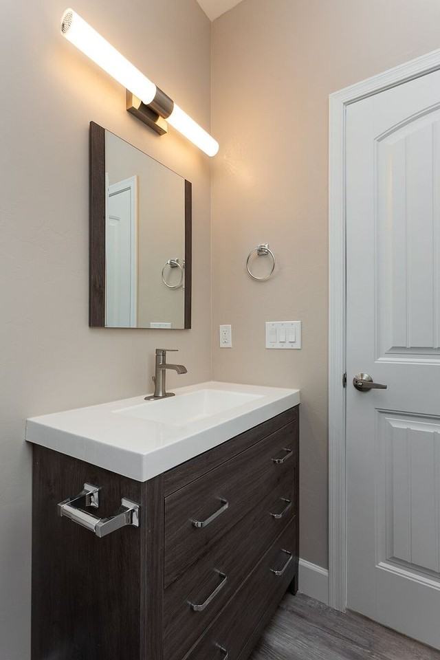 1433 E Lee St - Photo 7 of 36
