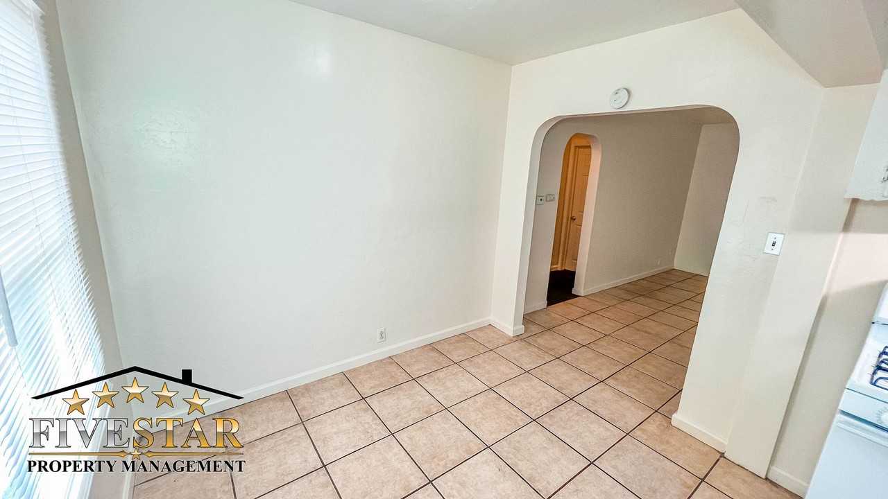 1431 Pearl St - Photo 5 of 15