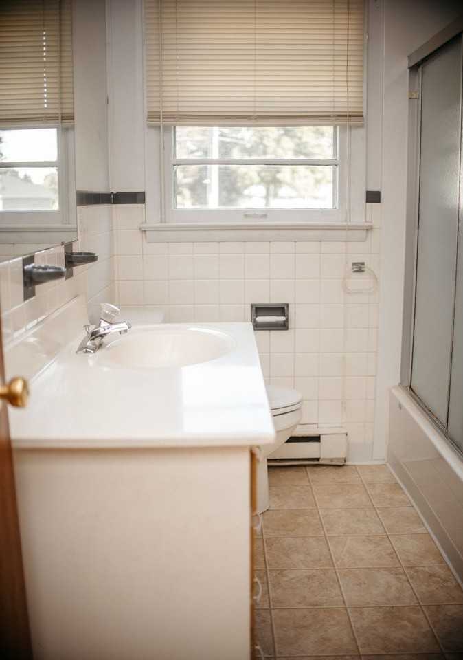 1012 Pecks Rd - Photo 7 of 14