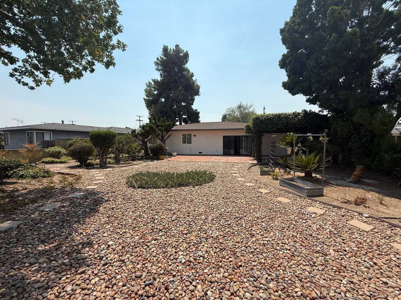 5351 East Falls View Drive - Photo 5 of 21