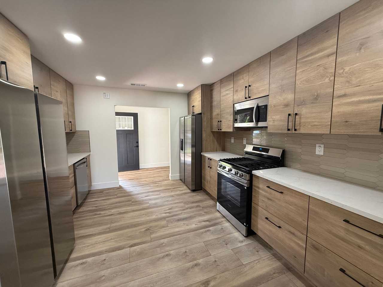 5351 East Falls View Drive - Photo 7 of 21