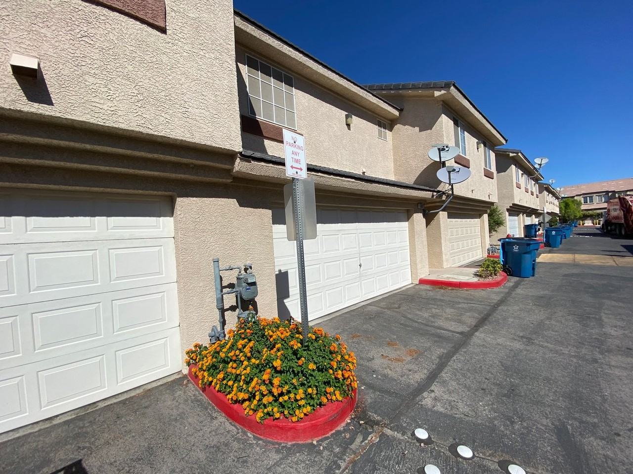 1337 Silver Sierra St - Photo 2 of 30