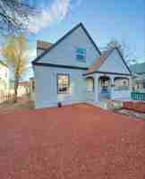 featured image of 719 W Colorado Ave