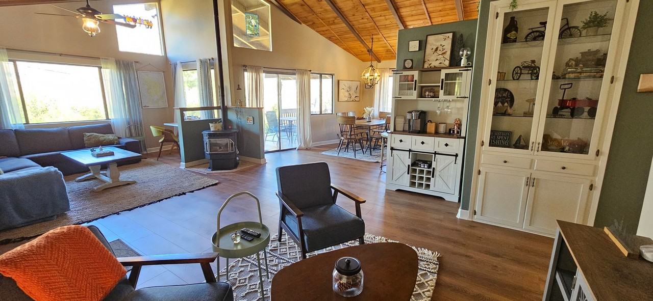 37 Oak Place - Photo 3 of 26