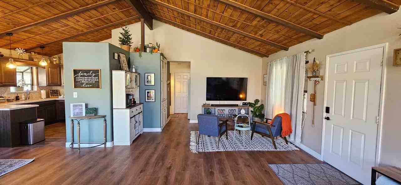 37 Oak Place - Photo 5 of 26