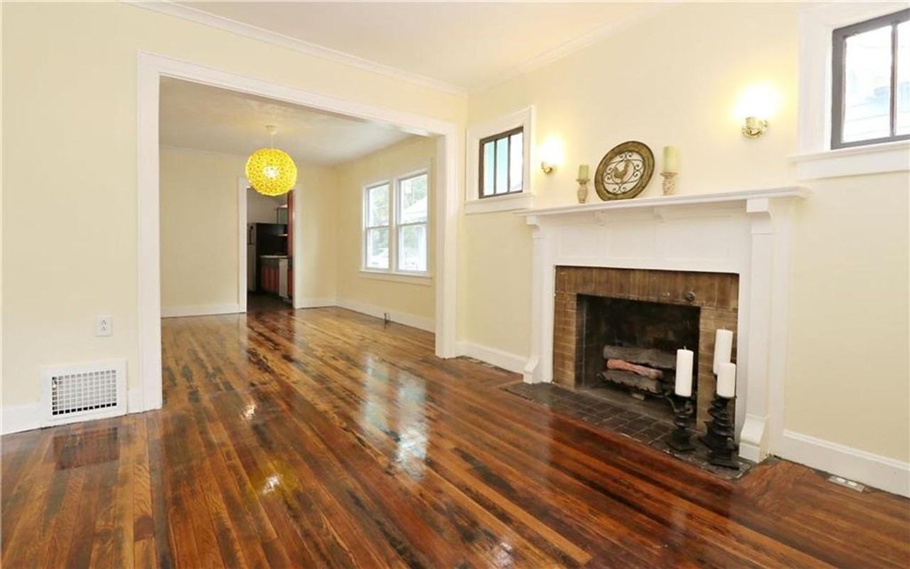 5842 Euclid Ave - Photo 3 of 28